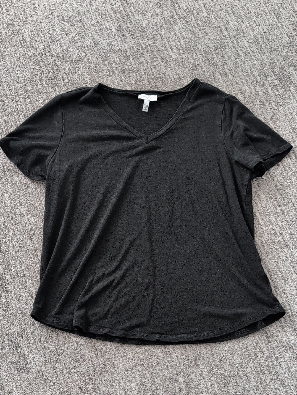 Jessica Simpson Black V-Neck Short Sleeve Tee